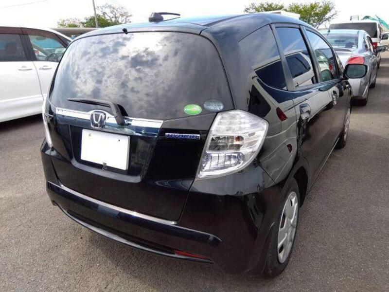 FIT HYBRID