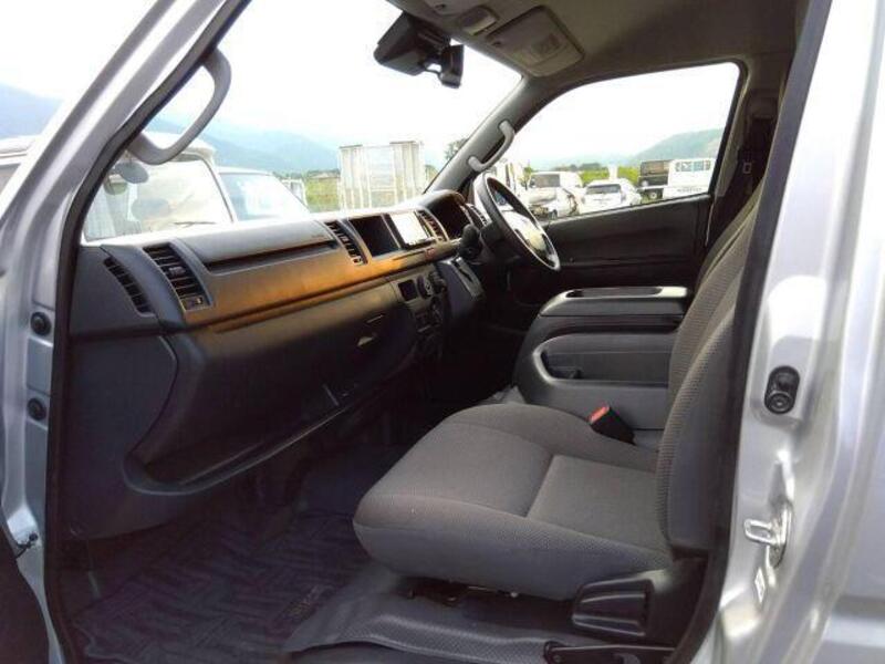 HIACE WAGON
