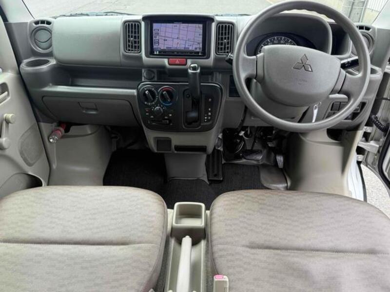 MINICAB VAN