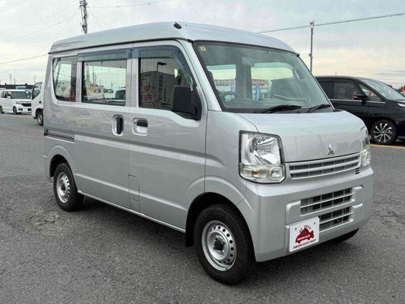 MINICAB VAN