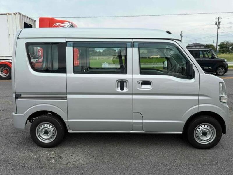 MINICAB VAN