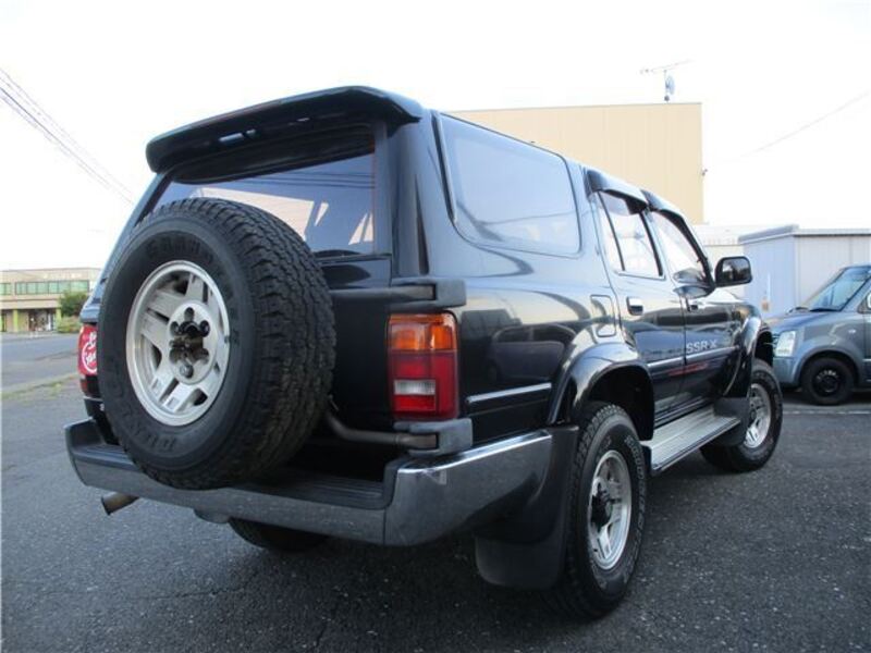 HILUX SURF