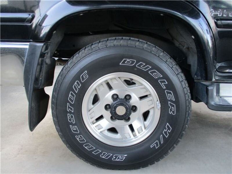 HILUX SURF