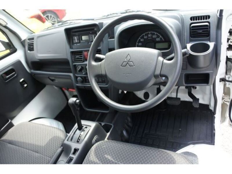 MINICAB TRUCK
