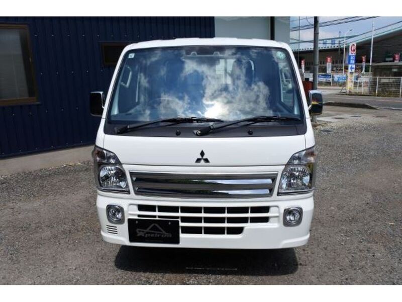 MINICAB TRUCK