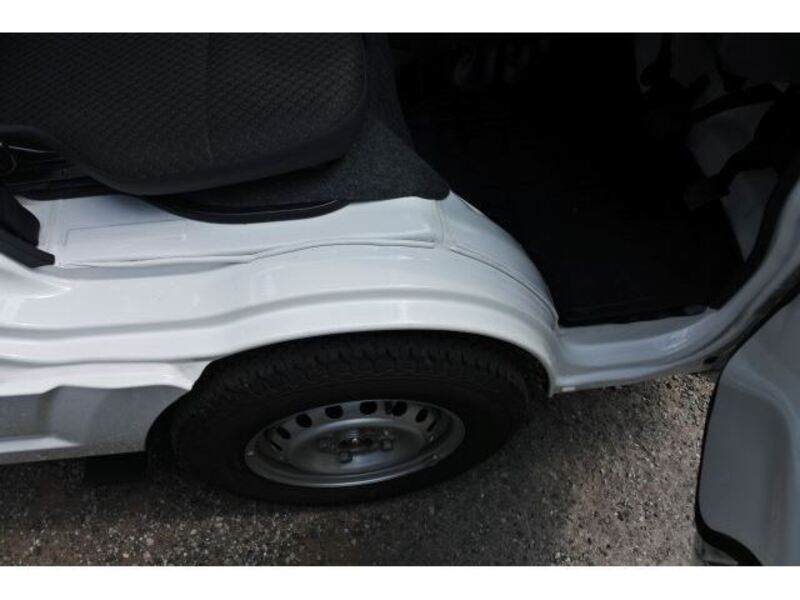 MINICAB TRUCK