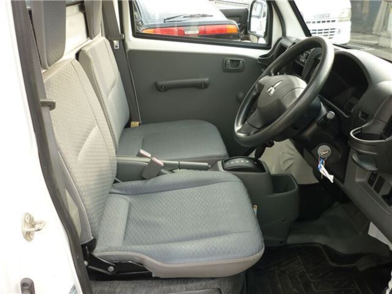 MINICAB TRUCK