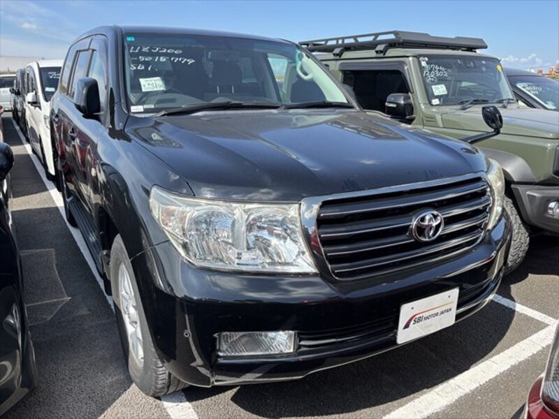 LAND CRUISER
