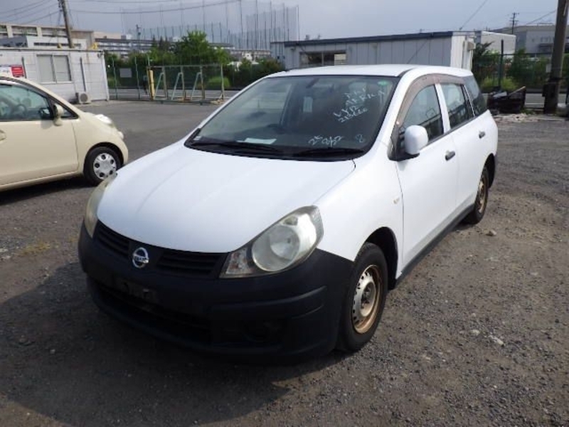 NISSAN AD VAN