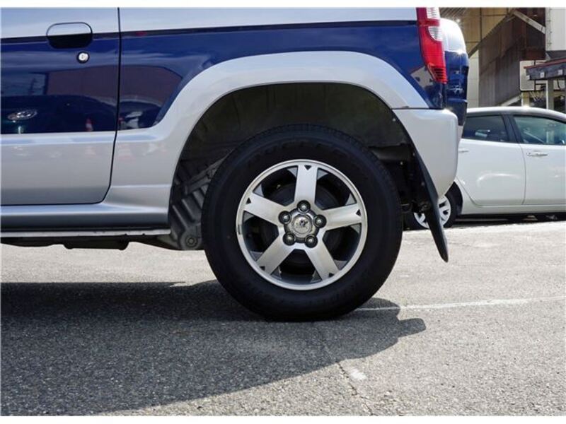 PAJERO MINI