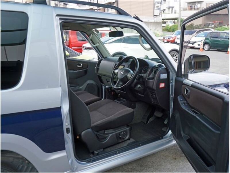 PAJERO MINI