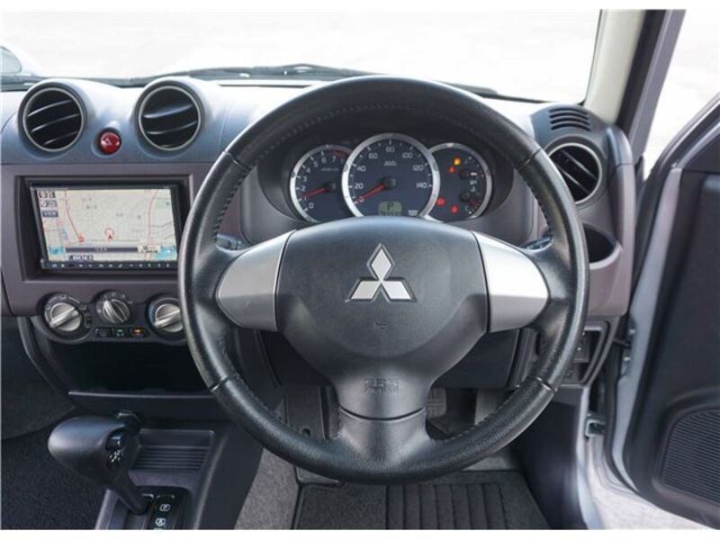 PAJERO MINI
