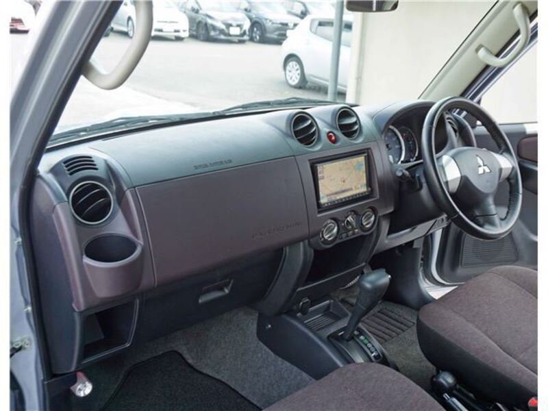 PAJERO MINI
