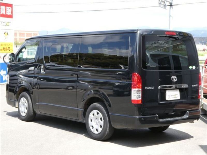 HIACE VAN