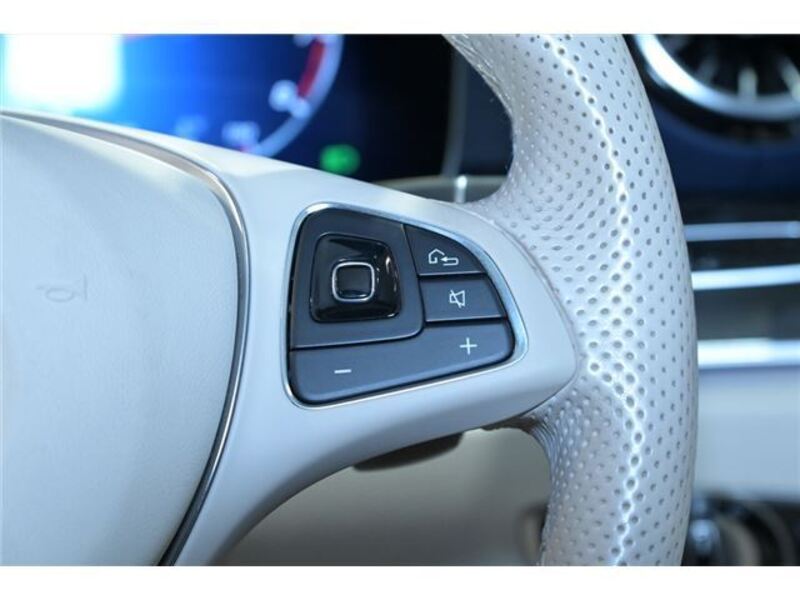 E-CLASS