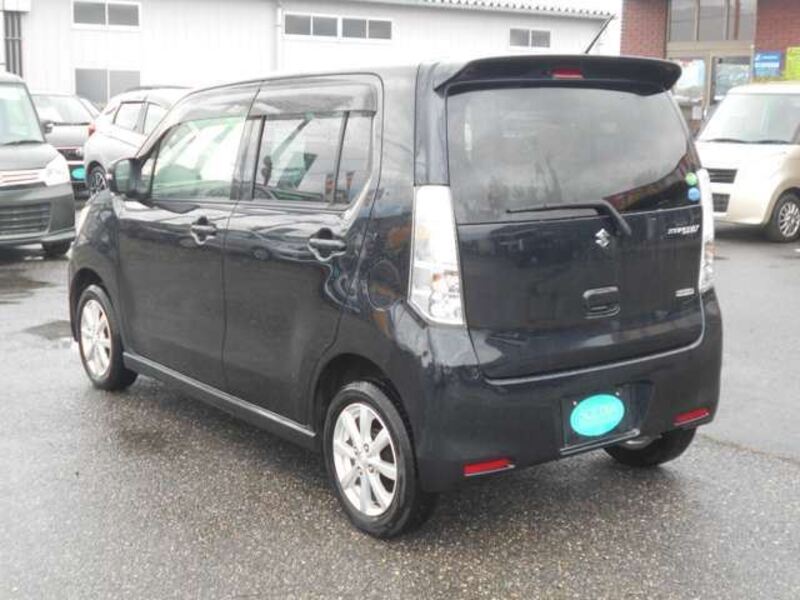 WAGON R