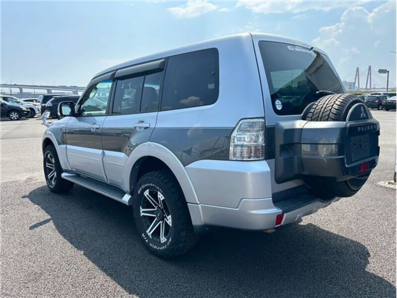 PAJERO