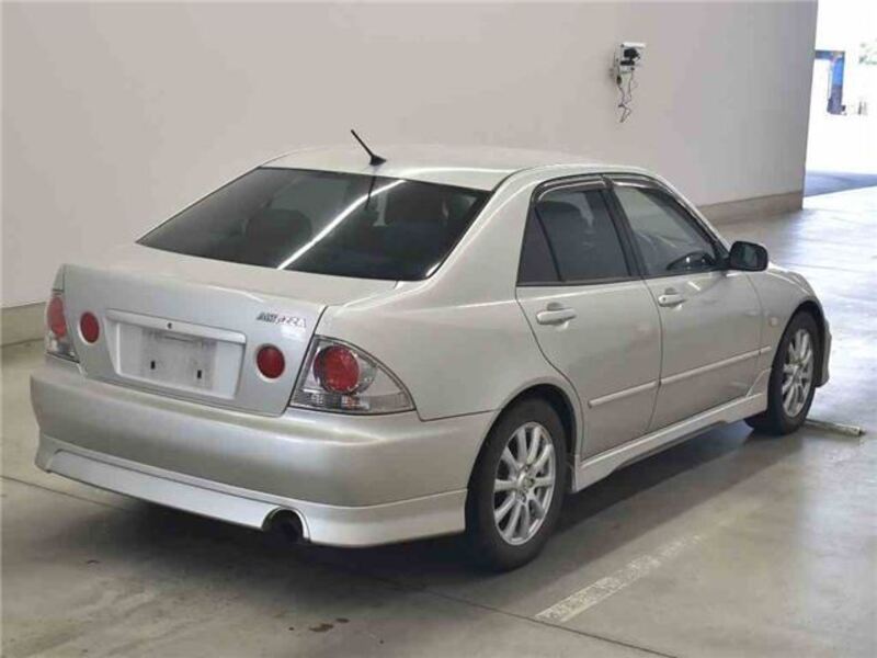 ALTEZZA