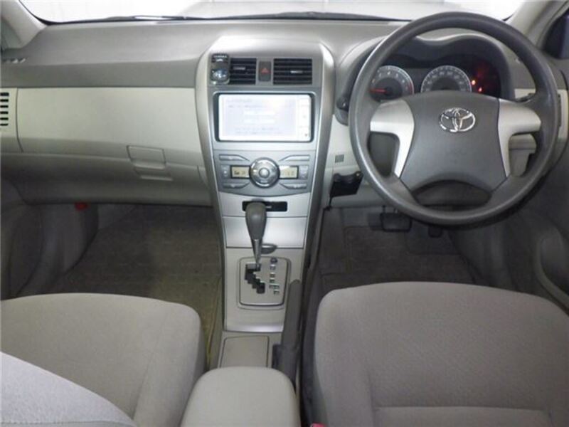 COROLLA AXIO