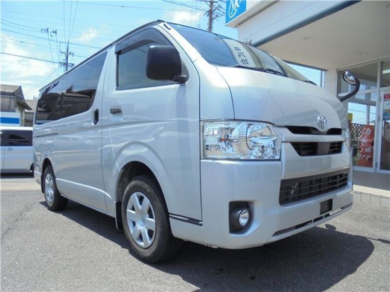 HIACE VAN