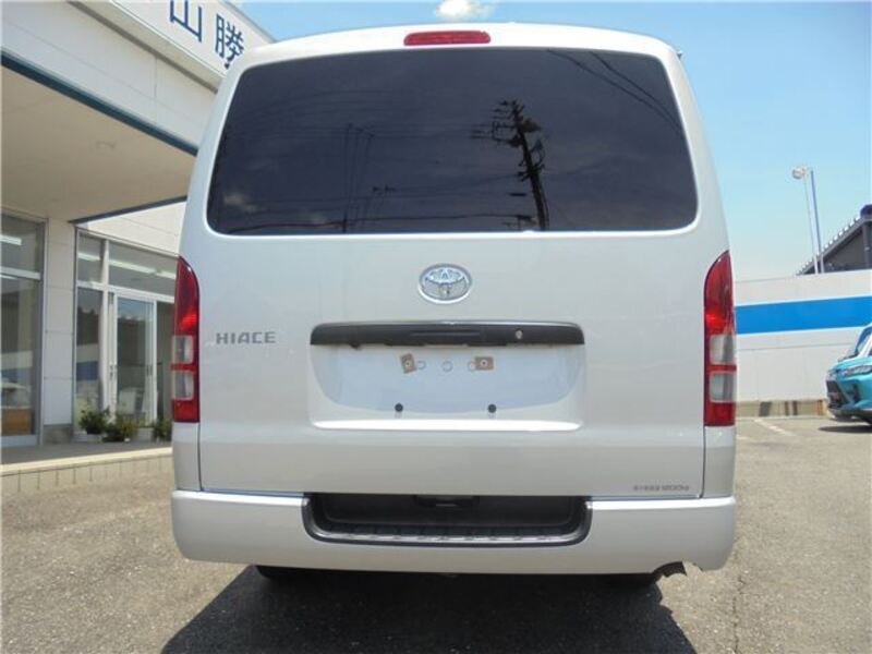 HIACE VAN