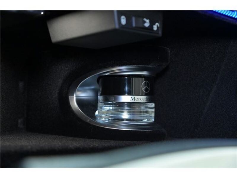 E-CLASS