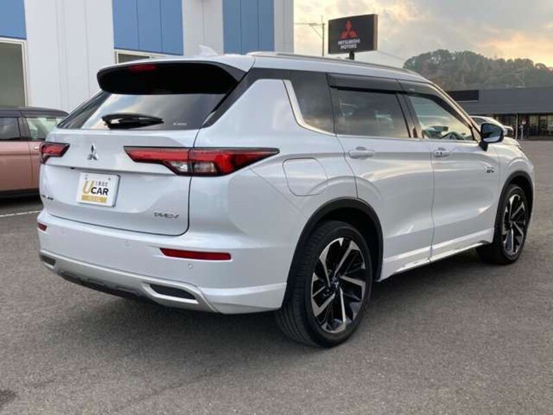 OUTLANDER