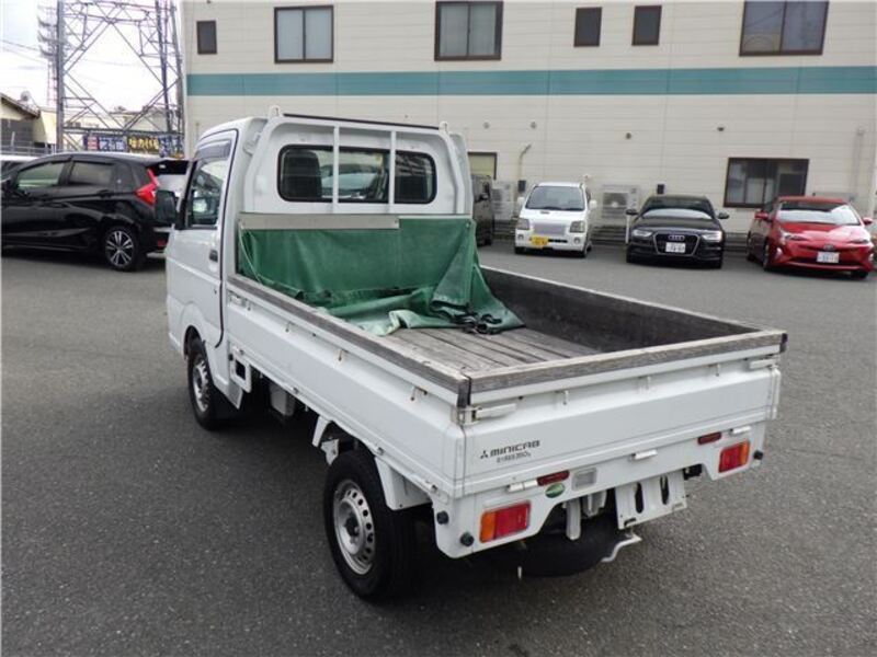 MINICAB TRUCK