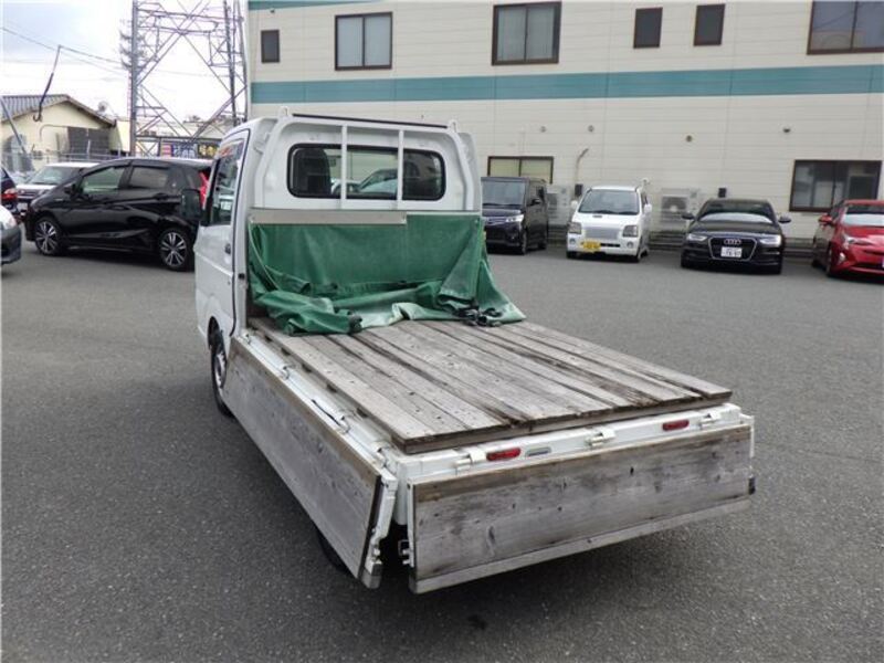 MINICAB TRUCK