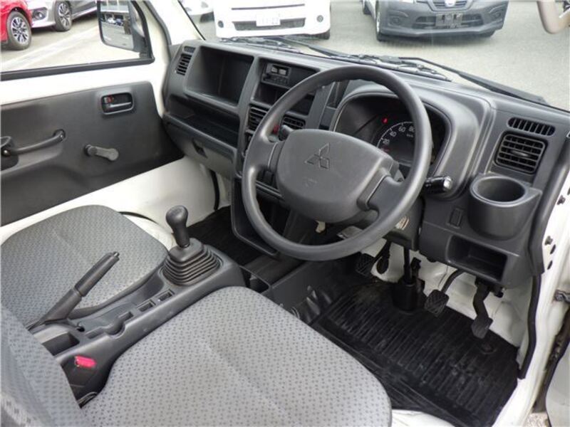 MINICAB TRUCK