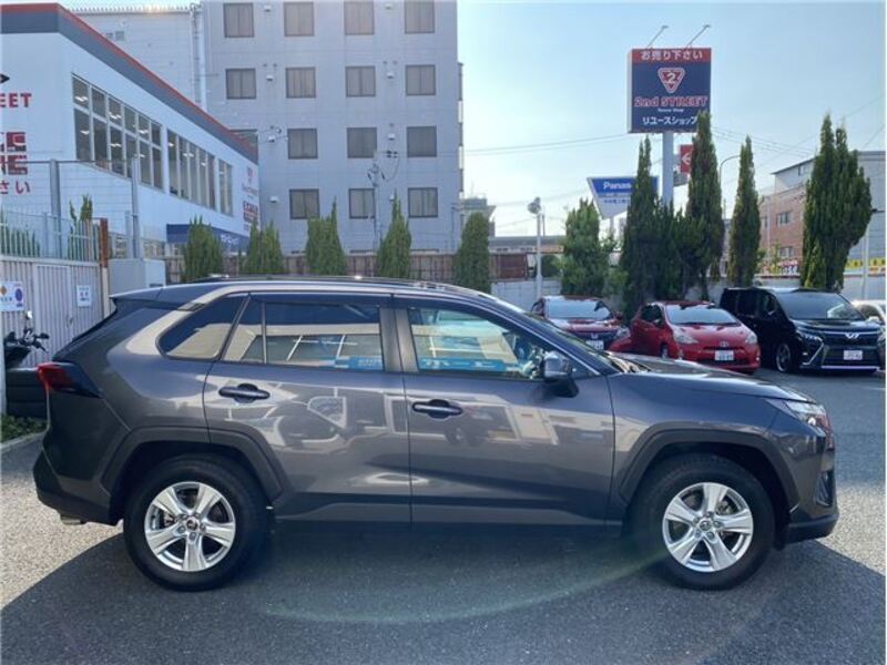 RAV4
