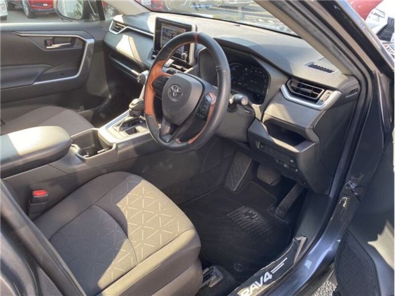 RAV4