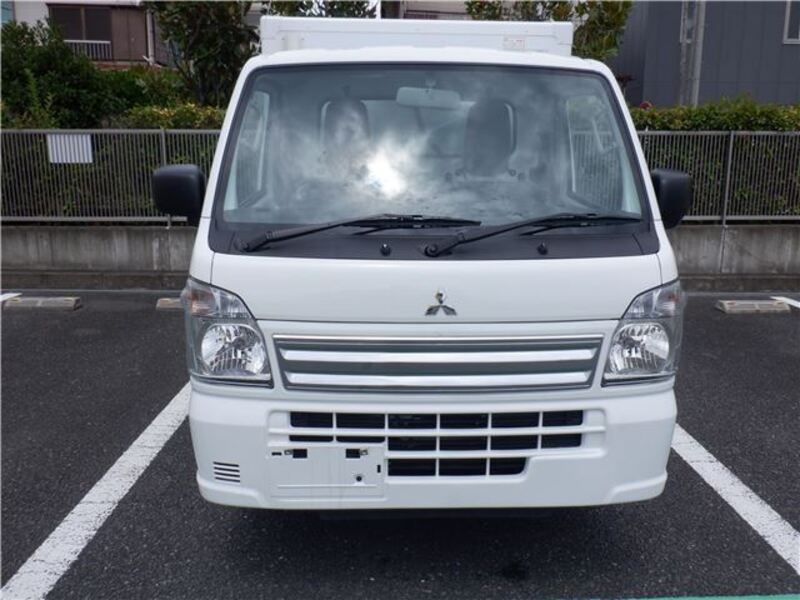MINICAB TRUCK
