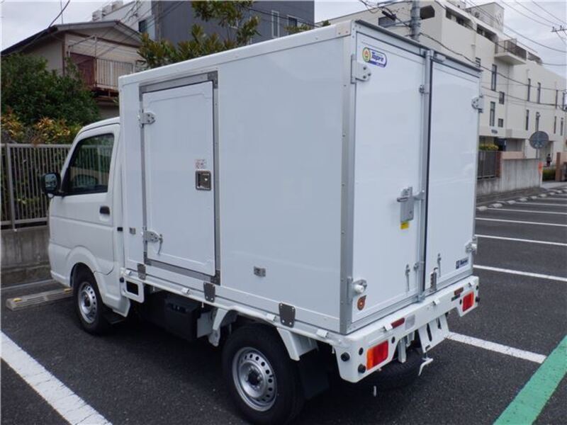 MINICAB TRUCK
