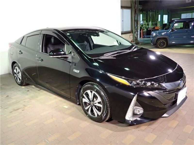 PRIUS PHV