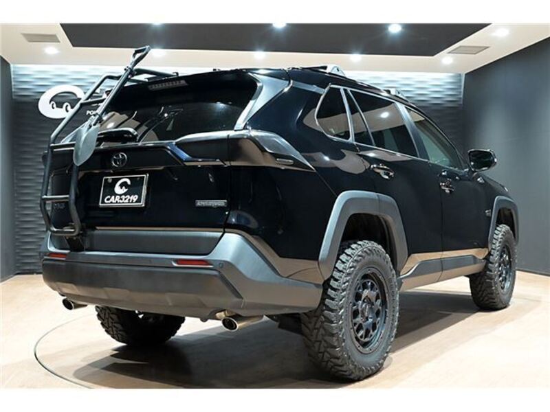 RAV4