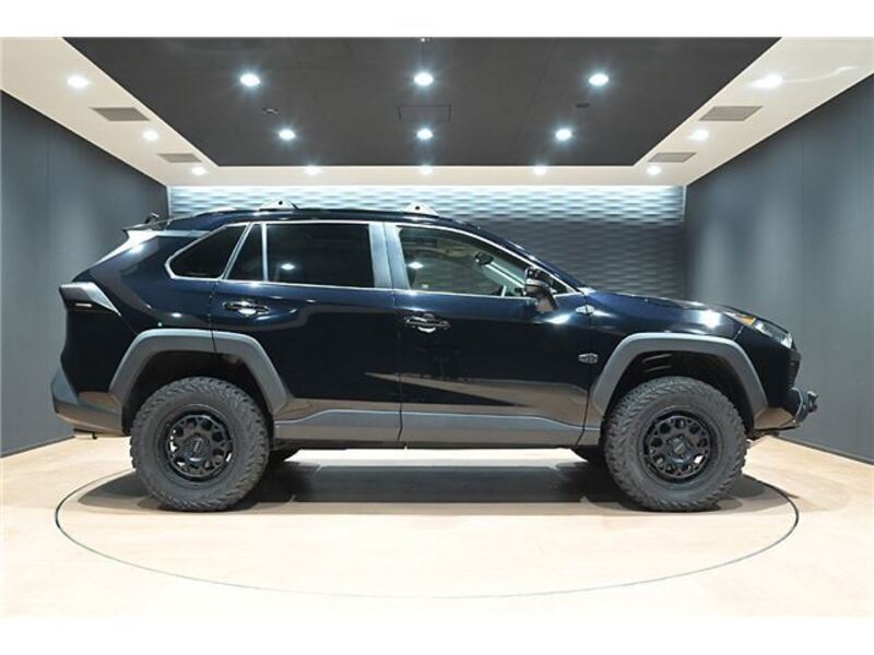 RAV4