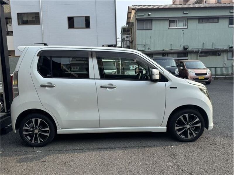 WAGON R