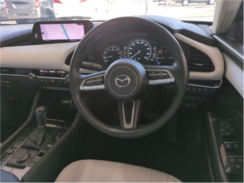 MAZDA3