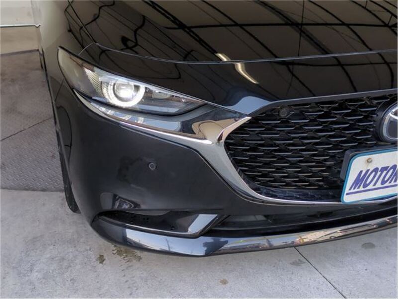 MAZDA3