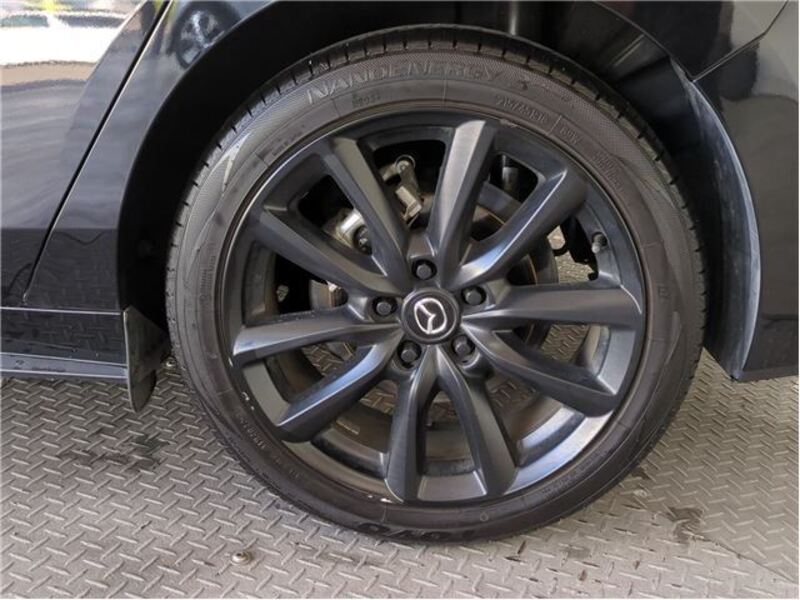 MAZDA3
