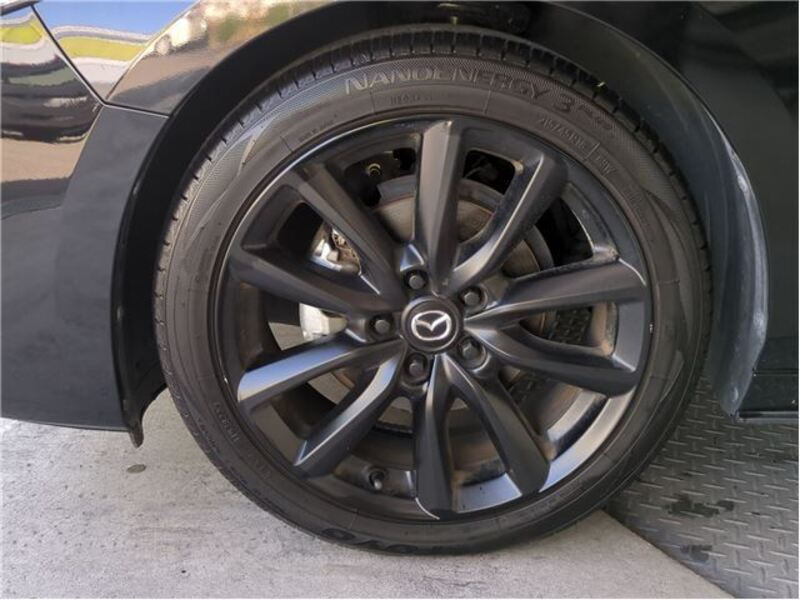 MAZDA3