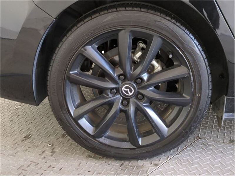 MAZDA3