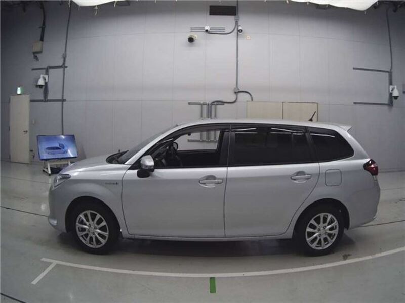 COROLLA FIELDER