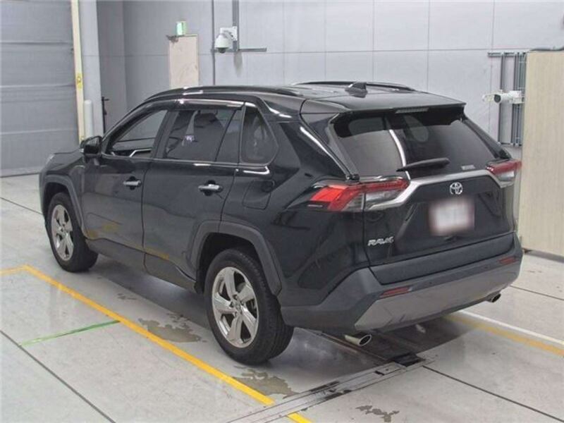 RAV4