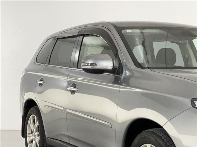 OUTLANDER