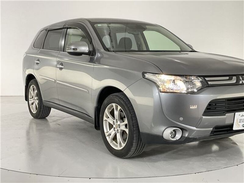 OUTLANDER