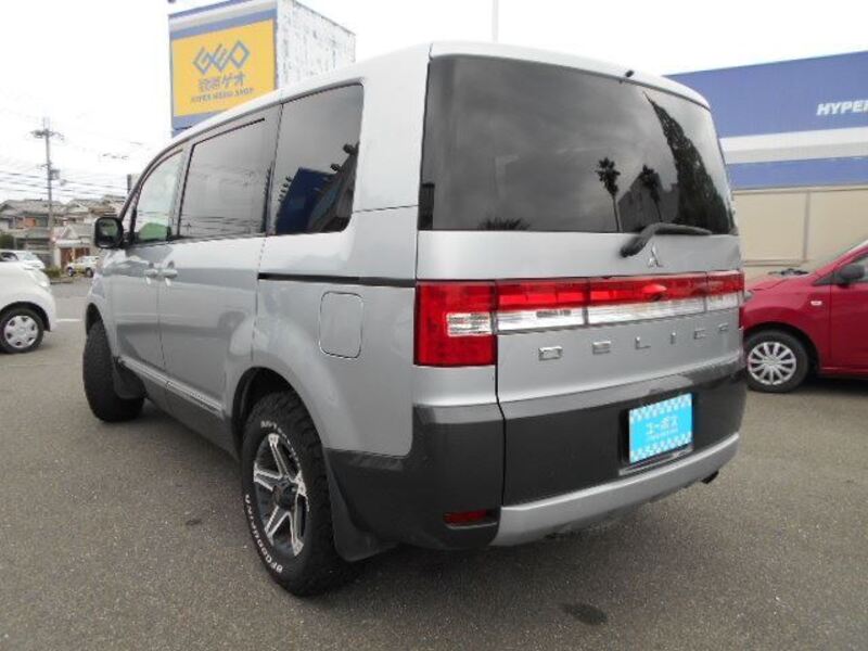 DELICA D5