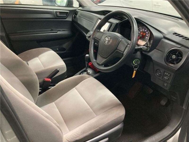 COROLLA AXIO