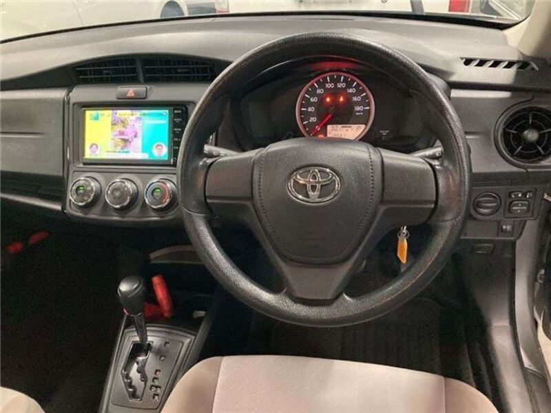 COROLLA AXIO